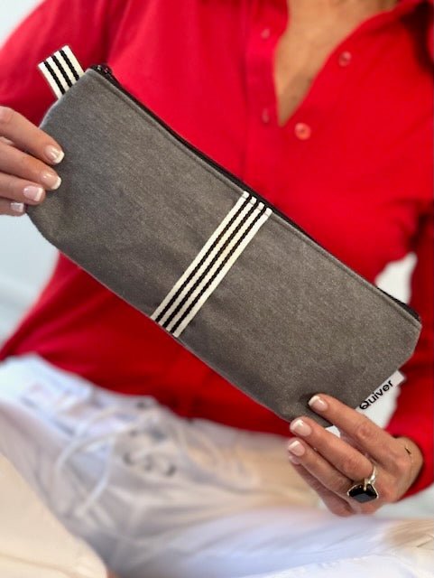 4090 - Vibe Pouch | Denim & Ribbon, Iron - Quiver.Love