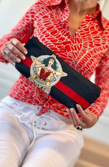 4090 - Vibe Pouch | Save the Day - Quiver.Love